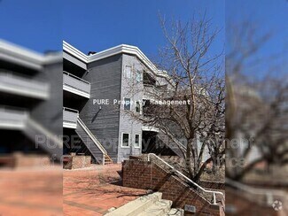 Building Photo - 1529 Spruce St