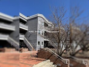 Building Photo - 1529 Spruce St