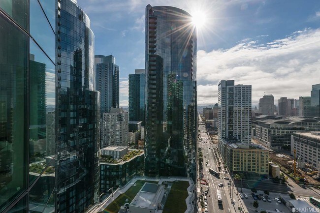 Foto del edificio - 301 Main St