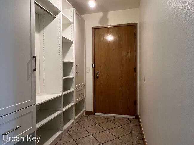Foto del edificio - 2 br, 1.5 bath House - 2920 Alki Ave Unit ...
