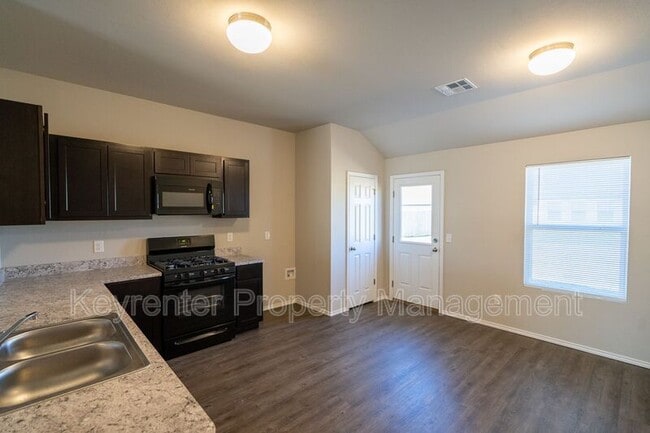 Foto del edificio - 1317 S Silver Dr