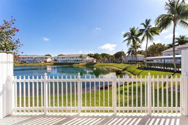 Foto del edificio - 14325 SW 121st Pl