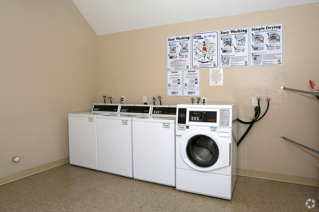 Laundry - Canyon Crest Village Apartments