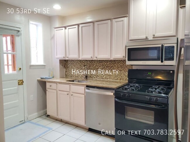 Foto del edificio - 30 53rd St SE