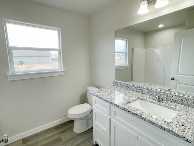 Building Photo - Cozy 3 bed, 2 bath close to Choctaw Casino