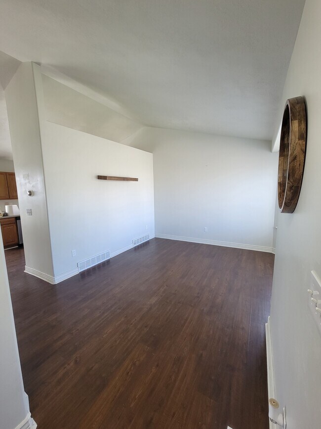 Foto del edificio - 4779 S 3200 W
