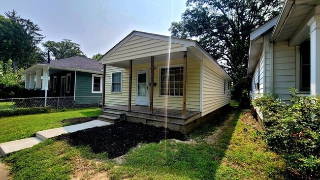 Foto del edificio - 3404 Lawson St