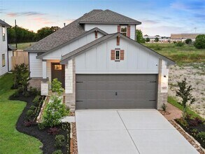 Building Photo - 1023 Bluebonnet Trl