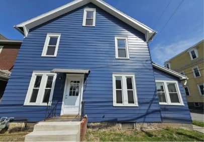 Primary Photo - 24 W Houston Ave