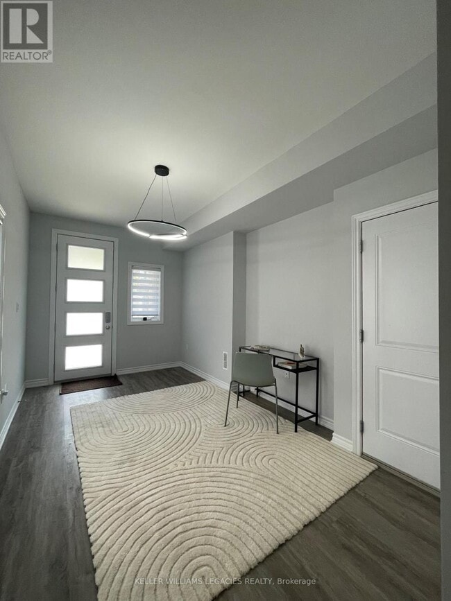 Building Photo - 314-314 Equestrian Way