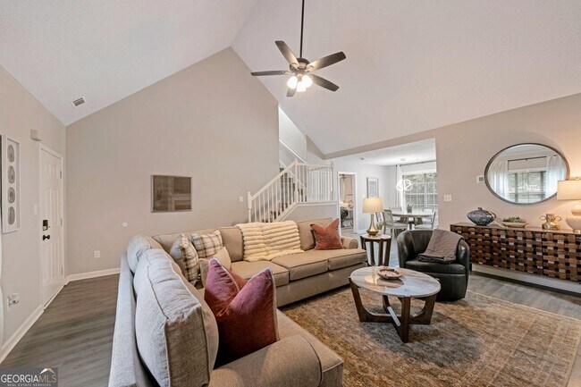 Foto del edificio - 6839 Sandy Creek Dr