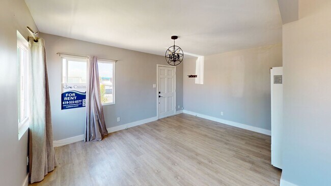 Foto del edificio - Great Location | Open-Concept