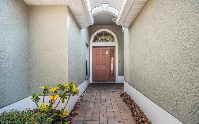 Building Photo - 4 br, 2 bath House - 11407 R Coconut Islan...