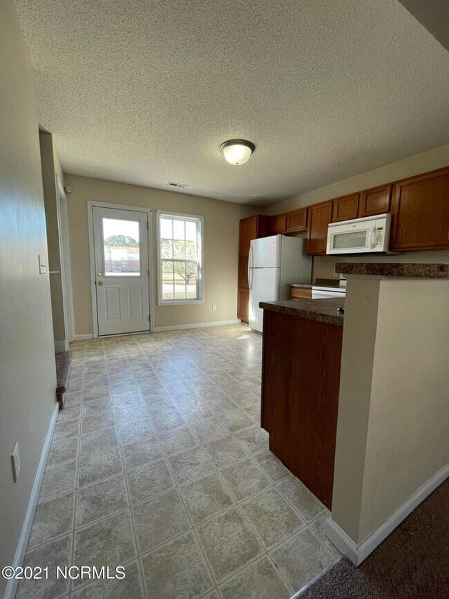 Foto del edificio - Welcome to Cornerstone Village!