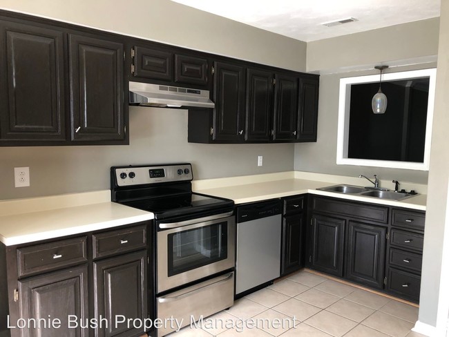 Building Photo - 3 br, 2.5 bath House - 3808 White Chapel Arch