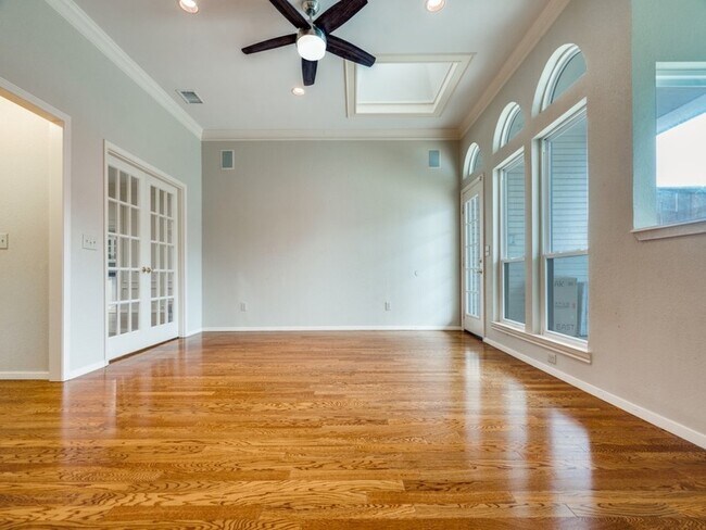 Foto del edificio - 1728 Tawakoni Ln