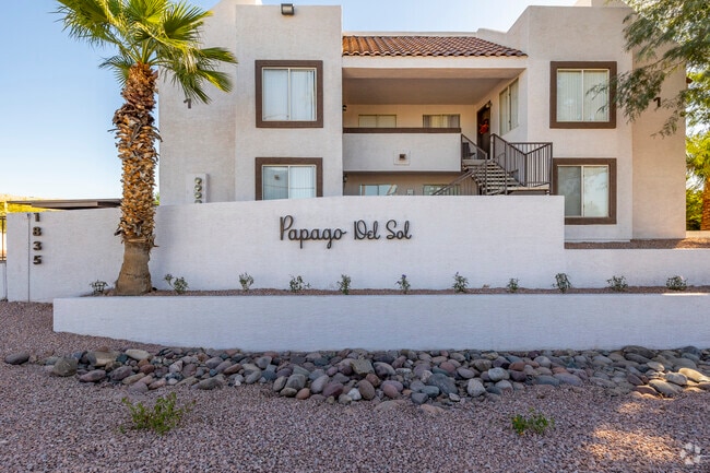 Building Photo - Papago Palms
