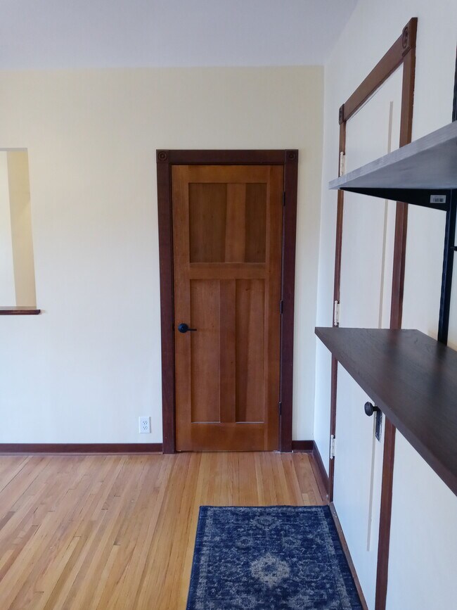 Foto del edificio - 2733 Girard Ave S