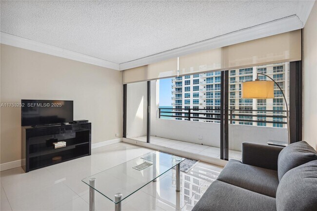 Foto del edificio - 3505 S Ocean Dr