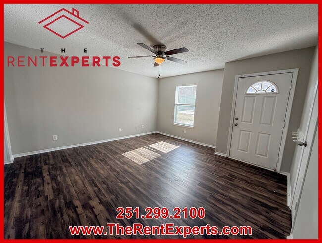 Building Photo - 9870 Shadow Wood Dr