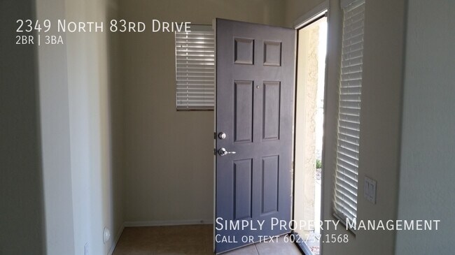 Building Photo - Gem in Gated Bailey Commons!