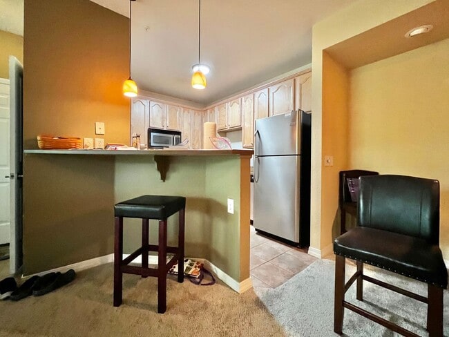 Building Photo - Great 2 Bed, 2 Bath Condo in Sidehill
