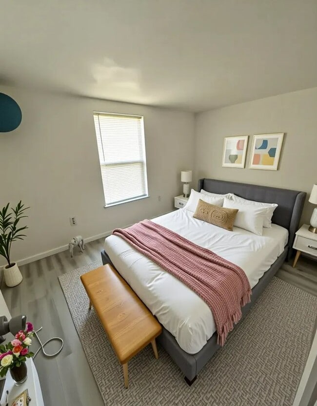 Building Photo - 302 MLK Dr