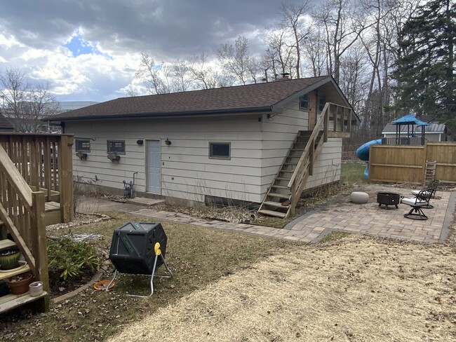 Building Photo - 5317 Glenwood St