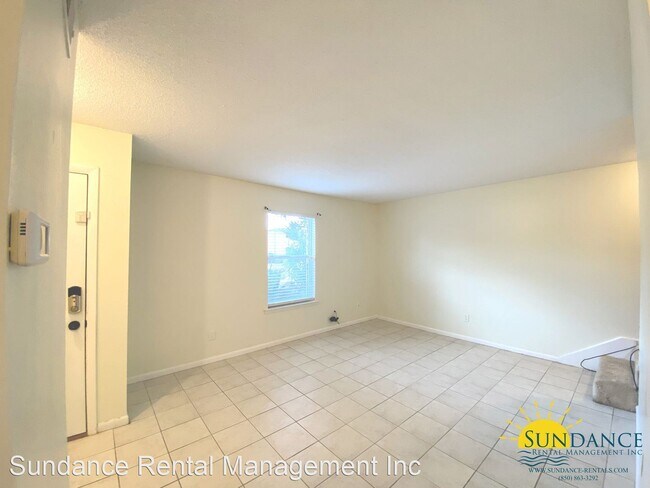 Building Photo - 3 br, 1.5 bath House - 117 Valencia Drive