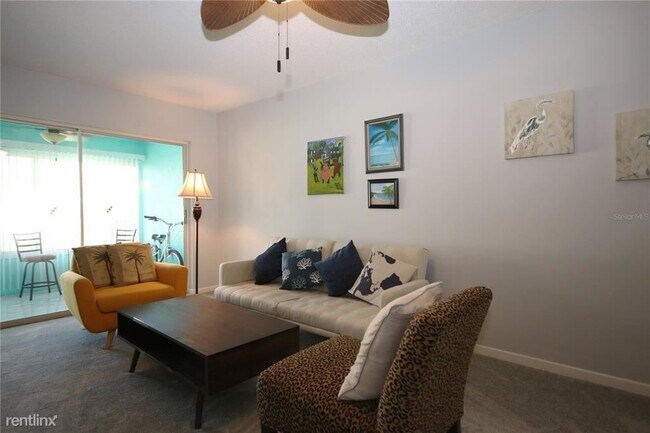 Foto del edificio - 1 br, 1 bath House - 1672 S Lake Ave Apt 5