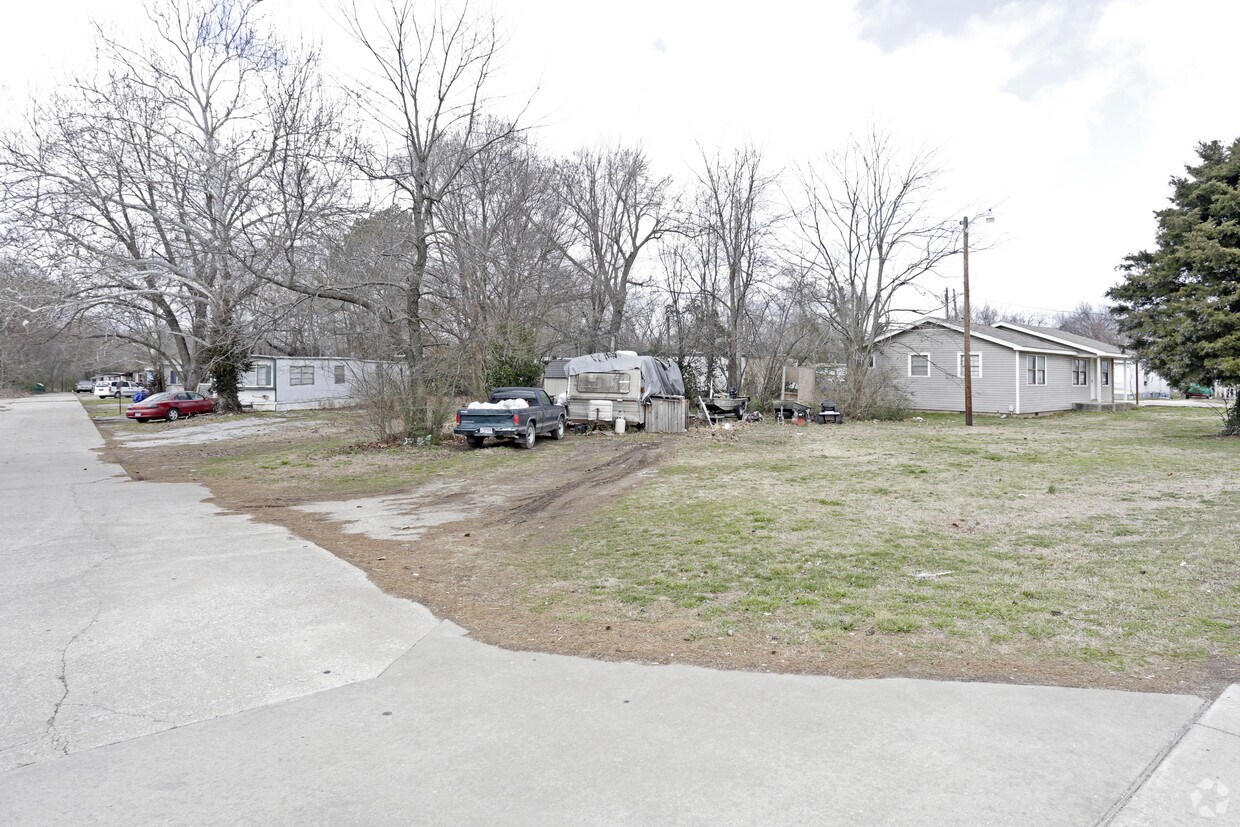 Foto principal - 508 Dixieland Rd