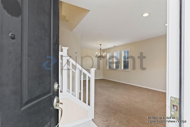 Foto del edificio - 3030 Canoas Creek Ct