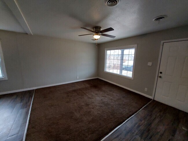 Building Photo - 610 Saint Monica