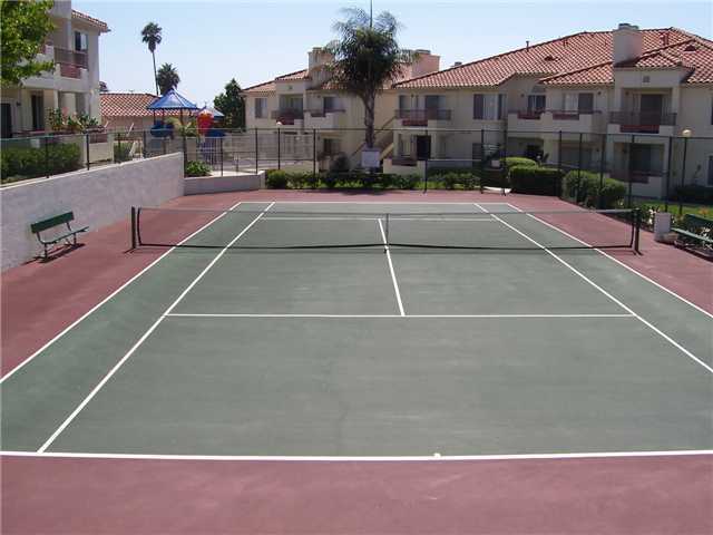 Primary Photo - 2 bedroom 2 bath Upper Level Condo
