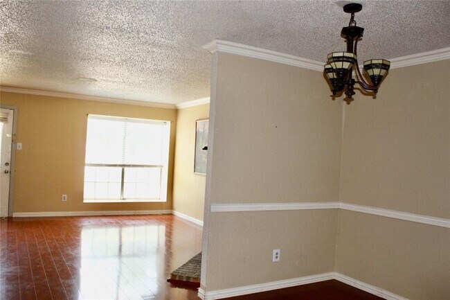 Building Photo - 2400 Jupiter Rd