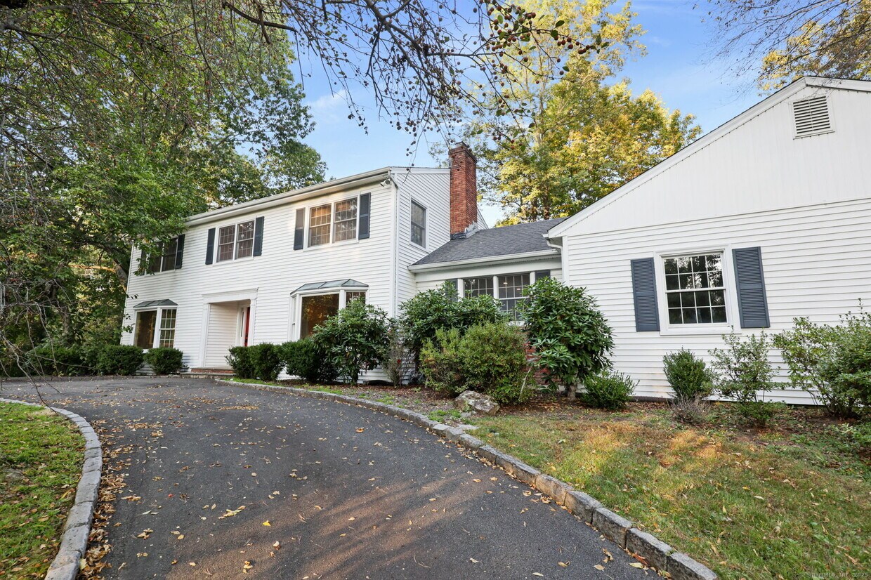 Primary Photo - 35 Turner Dr
