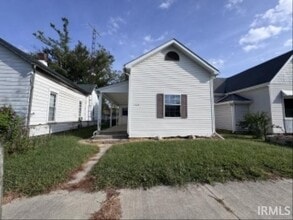 Building Photo - 1312 W 11th St