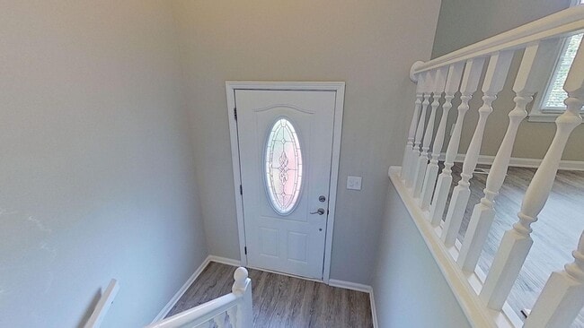 Building Photo - Recently Updated 4 Bedroom 2 Bath Near Downtown Durham!