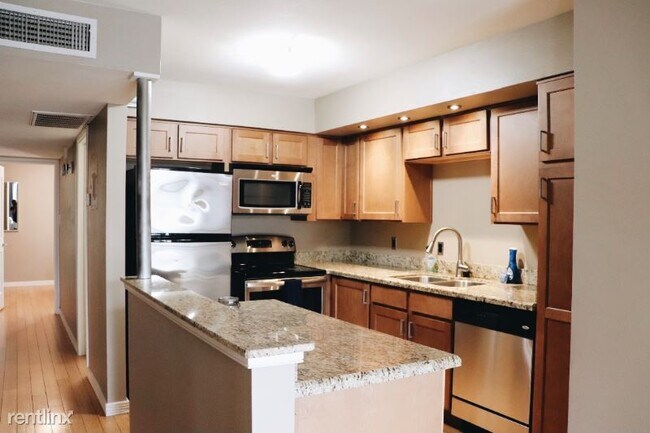 Foto del edificio - 3 br, 2 bath Condo - 1225 East Medlock Drive
