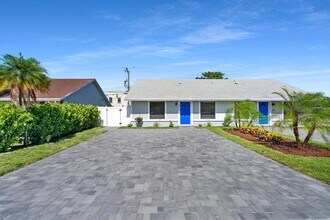 Building Photo - 3372 NE 5th Dr