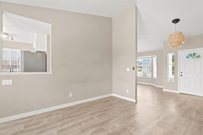 Foto del edificio - 8034 Fairlands Way