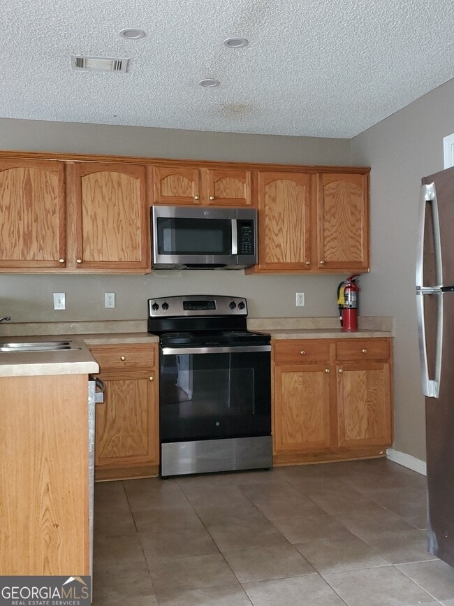 Building Photo - 7247 Georges Way