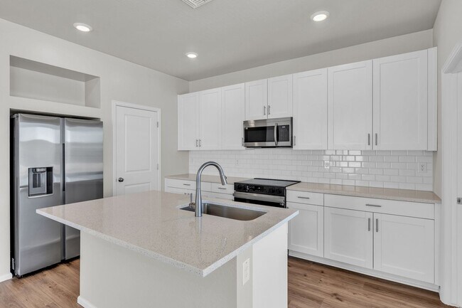 Foto del edificio - 17996 W Sand Hls Dr