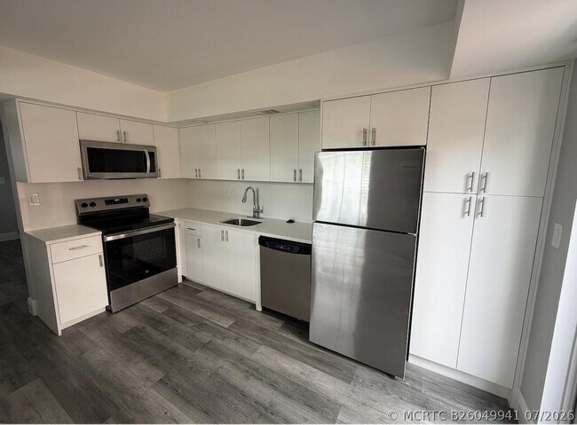 Foto del edificio - 320 SW 1st St