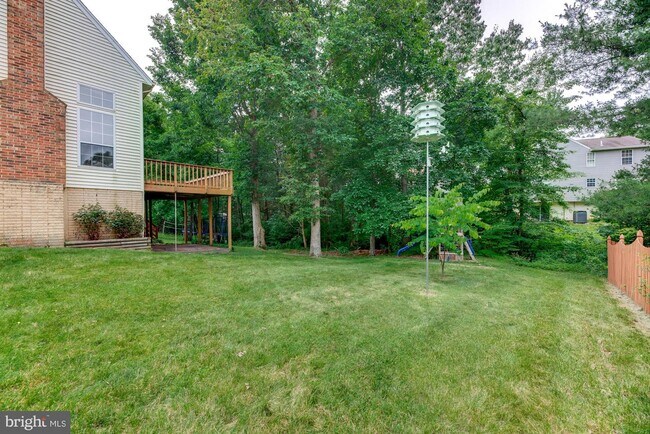 Building Photo - 707 Riverview Ct