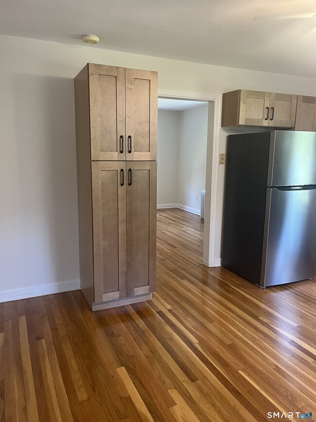 Foto del edificio - 69 Damascus Rd