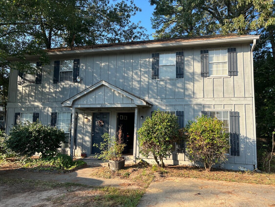 2001 Evans Loop Unit 2001 Evans Loop B, Bryant, AR 72022 Room for