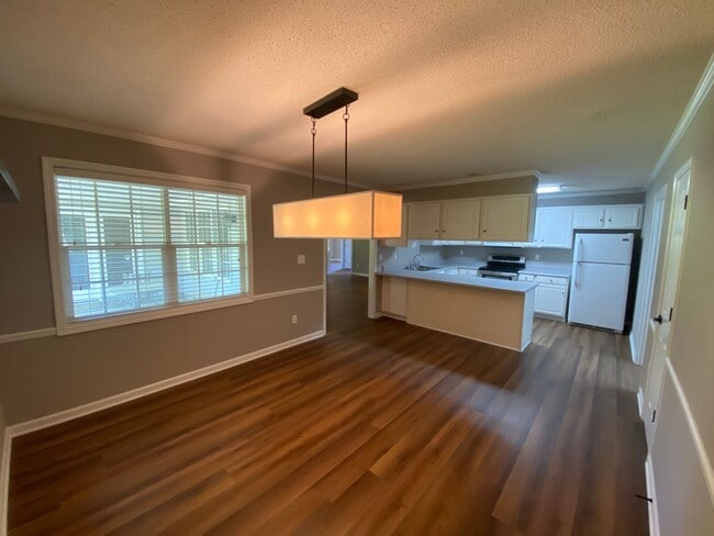 Foto del edificio - Home for rent in Tuscaloosa! Available to view with a 48 hour notice!