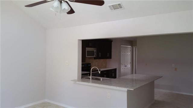 Foto del edificio - 3325 Portside Ln