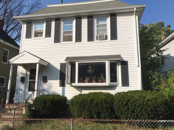 Building Photo - 131 Rindge Ave